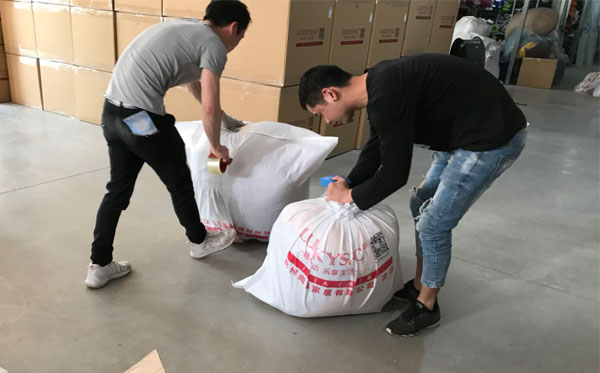 兩天出貨900件懶人沙發(fā) 這家杭州家具廠實力說話 有（圖）為證